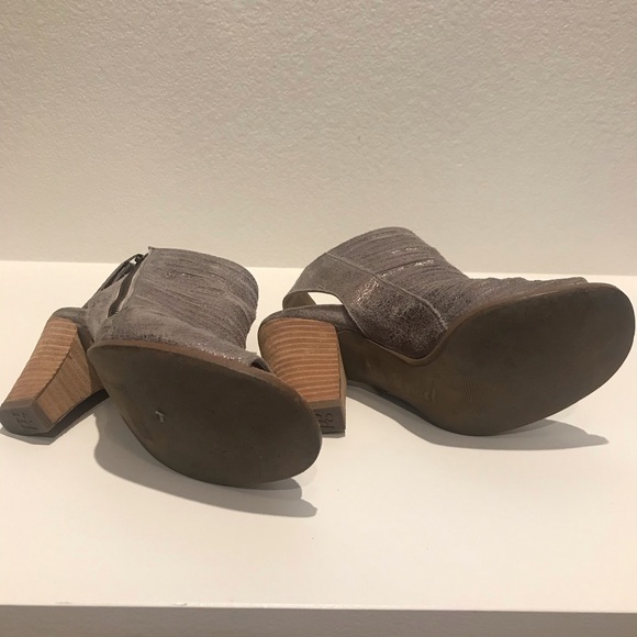 Paul Green 'Cayanne' Leather Peep Toe Bootie - Picture 4 of 4